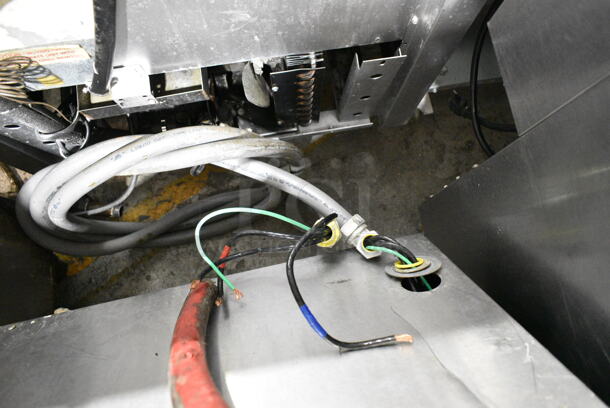 Market Forge TS-5E Turbo Steam Stainless Steel Commercial Countertop Single Deck Steam Cabinet.  - Image 5 of 6