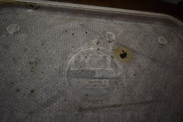 Presto Metal Countertop Griddle w/ Lid. - Image 4 of 4