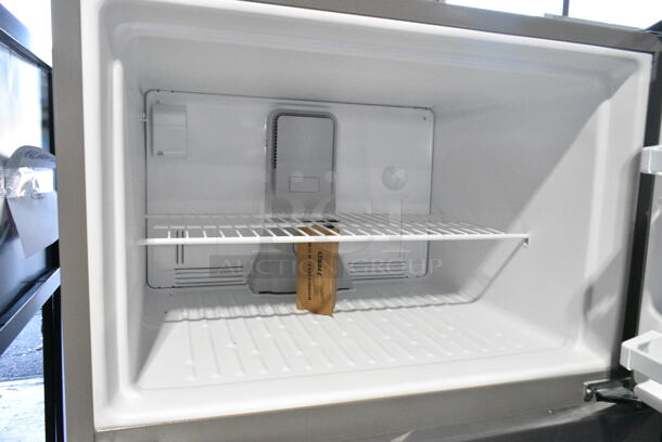 BRAND NEW SCRATCH AND DENT! 2023 Whirlpool WRT311FZDM02 Stainless Steel Cooler w/ Freezer. 115 Volts, 1 Phase. Tested and Working! - Image 4 of 10