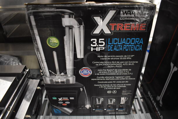 LIKE NEW! Waring Xtreme MX1050XT41 Metal Commercial Countertop 3-1/2 hp Blender w/ Poly Pitcher. Unit Has Only Been Used a Few Times! 120 Volts, 1 Phase. 9x10x19. Tested and Working! - Image 5 of 6