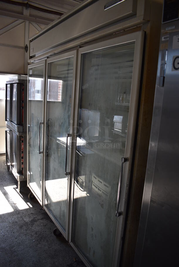 Kelvinator Model T80MGP Metal Commercial 3 Door Reach In Cooler Merchandiser w/ Poly Coated Racks on Commercial Casters. 115 Volts, 1 Phase. 78x37x78. Tested and Working! - Image 6 of 6