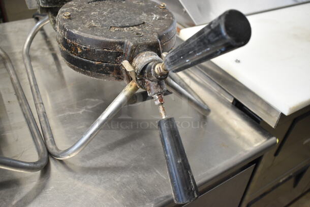 Metal Commercial Countertop Waffle Maker. Tested and Powers On But Does Not Get Warm - Image 3 of 4