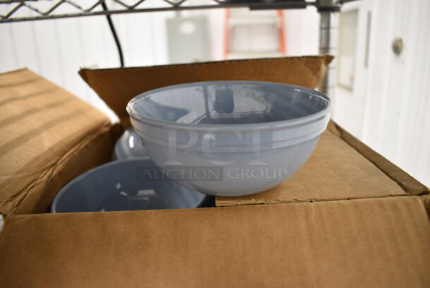 48 BRAND NEW IN BOX! Cambro Blue Poly Bowls. 5.25x5.25x2.25. 48 Times Your Bid!