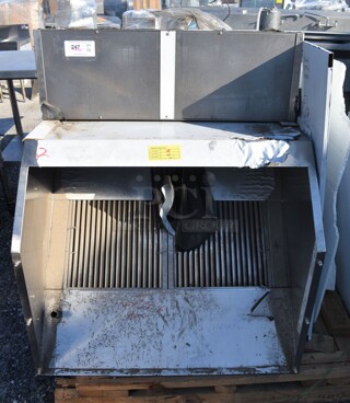 BRAND NEW SCRATCH AND DENT! Captive Aire 3044 BD-2 Stainless Steel Commercial Grease Hood w/ Filters and Make Up Air Vent. 36x28x45