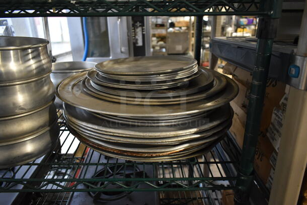 ALL ONE MONEY! Tier Lot of Various Items Including Round Metal Baking Pans, Skillets and Round Metal Baking Sheets. - Image 2 of 4