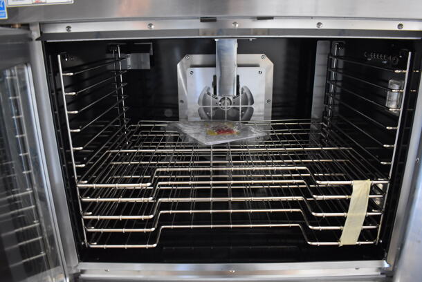 BRAND NEW SCRATCH AND DENT! LATE MODEL! Vulcan VC4GD-11D150K Stainless Steel Commercial Natural Gas Powered Full Size Convection Oven w/ View Through Doors, Metal Oven Racks and Thermostatic Controls. 40x31x31 - Image 5 of 7