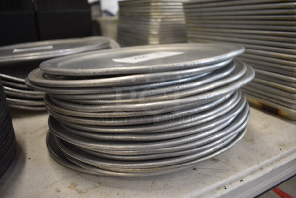 24 Metal Round Pizza Baking Pans. 11x11. 24 Times Your Bid! - Image 2 of 2
