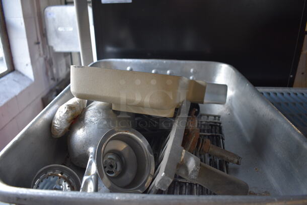 ALL ONE MONEY! Lot of Various Metal Pieces Including Baking Pan! - Image 3 of 4