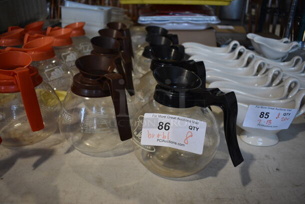 8 Coffee Pots; 4 Brown Handle and 4 Black Handle. 8x6x7. 8 Times Your Bid! - Image 2 of 4
