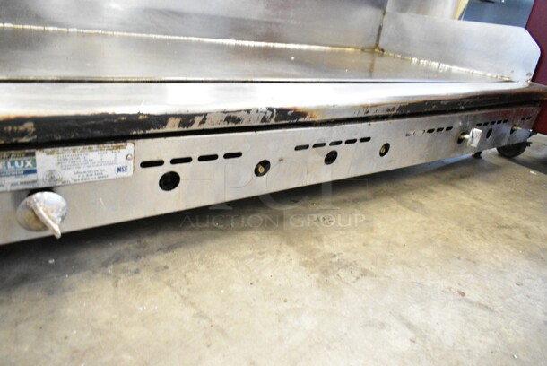 Rankin-Delux RDGM-60-B Stainless Steel Commercial Countertop Natural Gas Powered Flat Top Griddle. 24,000 BTU.
 - Image 4 of 5
