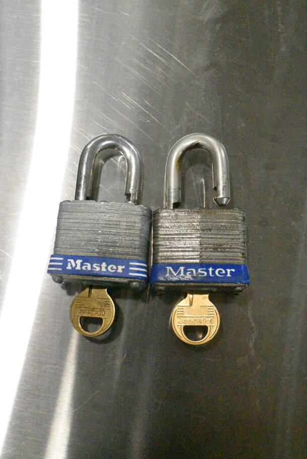 5 Padlocks w/ Key. 5 Times Your Bid!  - Image 2 of 9