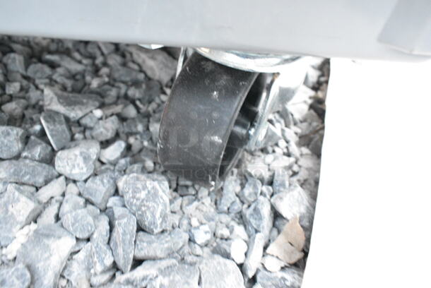 BRAND NEW SCRATCH AND DENT! Regency 600GT20 40 lb. 20 GPM Grease Trap with 3" Non-Threaded Connections - Image 3 of 6