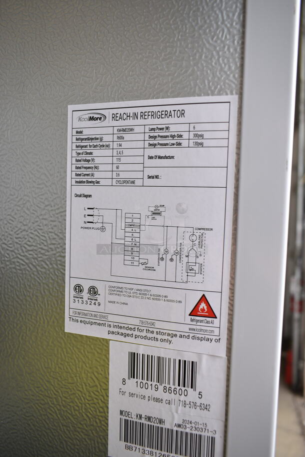 BRAND NEW SCRATCH AND DENT! KoolMore KM-RMD20WH 20 Cu. Ft. Commercial Reach-In Refrigerator In White With Manual Defrost. 115 Volts, 1 Phase. Tested and Working! - Image 5 of 5