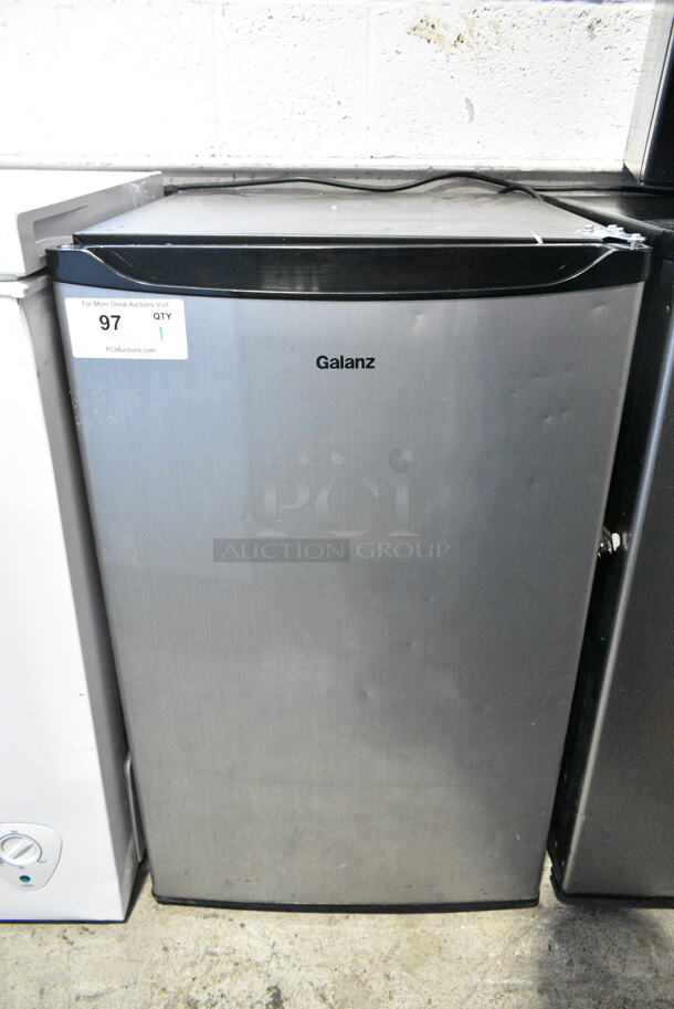 Galanz GL43S5 Metal Mini Cooler. 115 Volts, 1 Phase. Tested and Powers On But Does Not Get Cold - Image 1 of 5