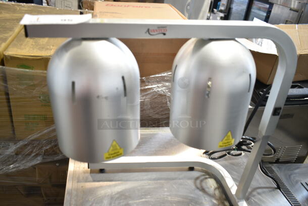 Avantco W62 Metal Commercial Countertop 2 Head Warming Lamp. 120 Volts, 1 Phase. Tested and Working! - Image 4 of 6