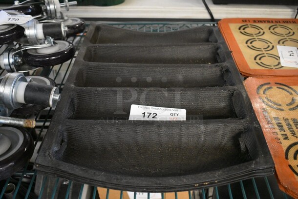 12 Black Silform 5 Loaf Baking Pan Liners. 18x13x1.5. 12 Times Your Bid! - Image 1 of 3