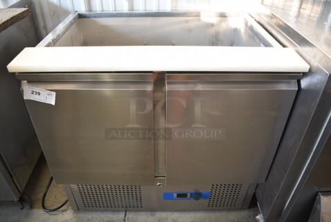 Stainless Steel Commercial Prep Table. Cannot Test Due To Broken Power Button