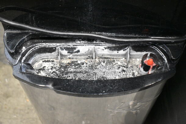 LIKE NEW! Avalon A13 Direct Drinking Water Purifier Bottleless Water Cooler. 115 Volts, 1 Phase. Tested and Working! - Image 5 of 6