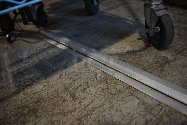 Metal Order Holding Rail. 36x1x2 - Image 3 of 3