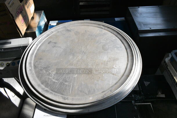 ALL ONE MONEY! Lot of Various Metal Items Including Baking Pans and Round Pizza Pans.  - Image 2 of 7
