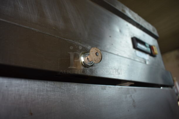 Avantco CFD1FF Stainless Steel Commercial Single Door Reach In Freezer w/ Poly Coated Racks on Commercial Casters. 115 Volts, 1 Phase. 29x32x83. Tested and Working! - Image 4 of 7