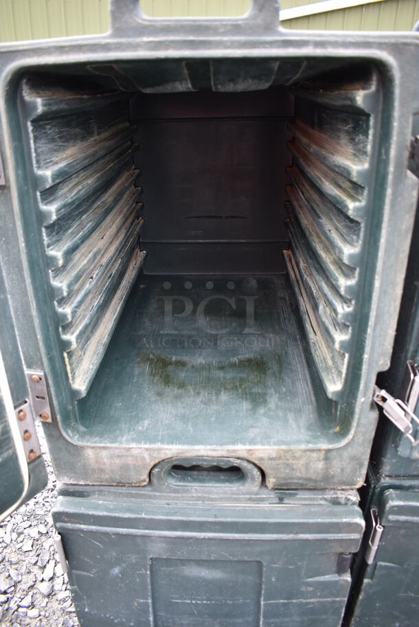 2 Carlisle NPC300 Green Poly Insulated Food Carrying Cases. 17x25x24. 2 Times Your Bid! - Image 4 of 7