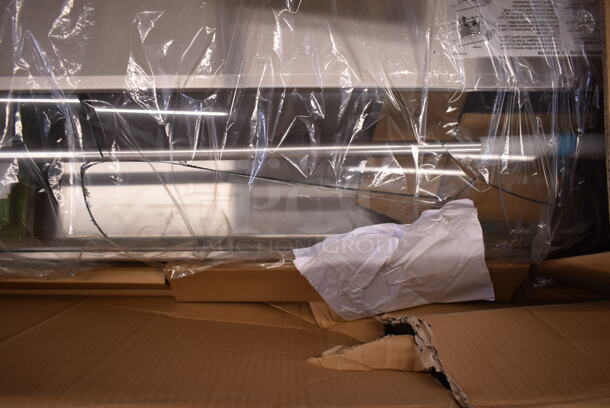 BRAND NEW SCRATCH AND DENT! Hoshizaki HNC-180BA-R-SLH Metal Commercial Countertop Sushi Display Case Merchandiser. Glass Has Crack. Tested and Does Not Power On
 - Image 4 of 6