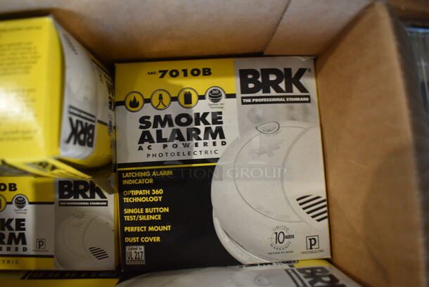 ALL ONE MONEY! Box of Royston 1699652 Kickplate and Box of BRK Smoke Alarms - Image 3 of 5