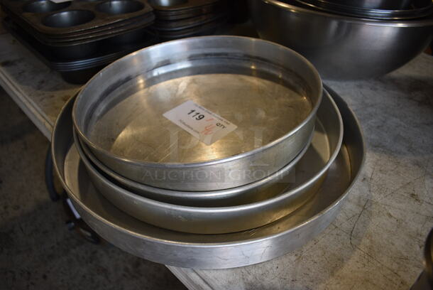 ALL ONE MONEY! Lot of 4 Various Metal Round Baking Pans. Includes 12.5x12.5x2 - Image 2 of 3
