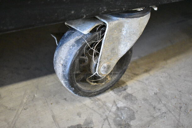 Turbo Air TBC-65SB Metal Commercial Back Bar Bottle Cooler w/ 2 Sliding Lids on Commercial Casters. 115 Volts, 1 Phase. Tested and Powers On But Does Not Get Cold - Image 3 of 6