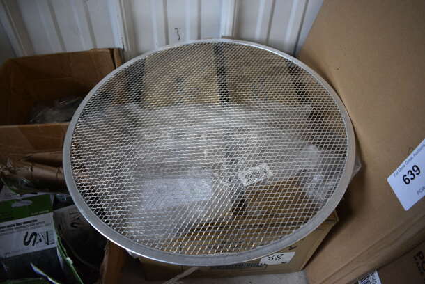 8 BRAND NEW IN BOX! Update PS-18 Metal Round Mesh Pizza Screens. 18x18. 8 Times Your Bid!