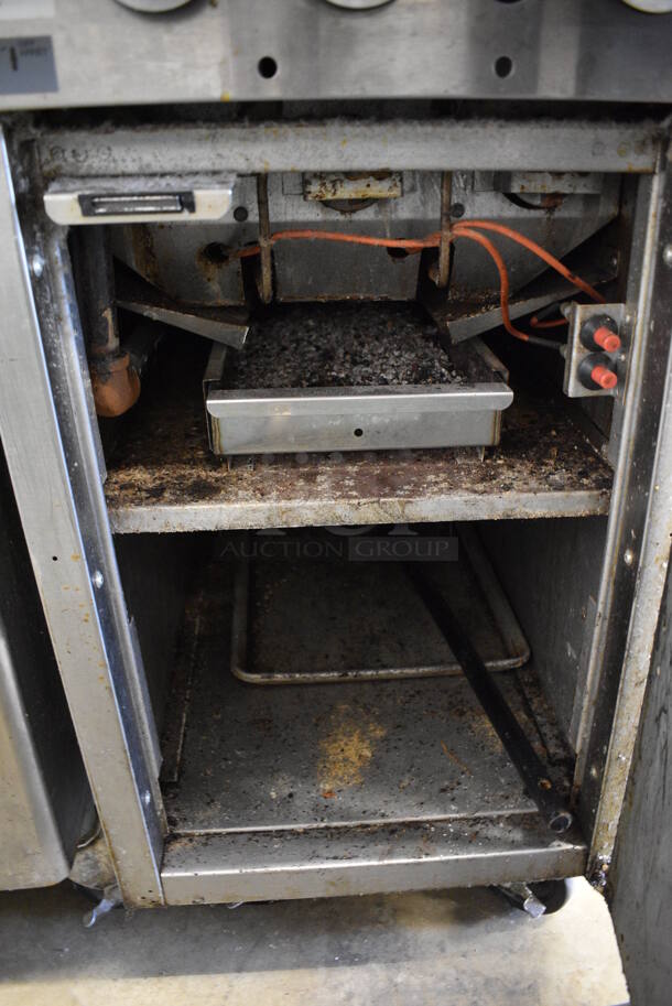 Garland M17B Stainless Steel Commercial Floor Style Natural Gas Powered Charbroiler Grill on Commercial Casters. 17x38x46 - Image 5 of 6