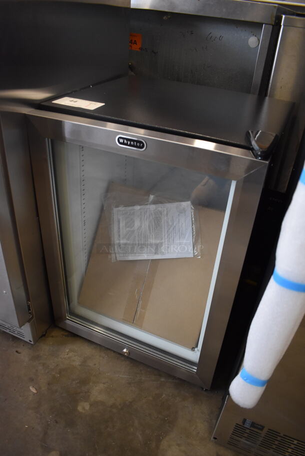 BRAND NEW! Whynter CDF-177SB Metal Commercial Mini Freezer Merchandiser. 115 Volts, 1 Phase. 19x18x25. Tested and Working! - Image 3 of 7