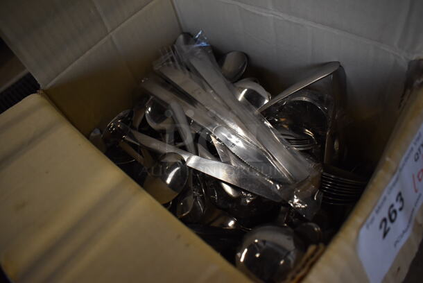 ALL ONE MONEY! Lot of Various Metal Silverware Including Knives and Spoons - Image 2 of 3