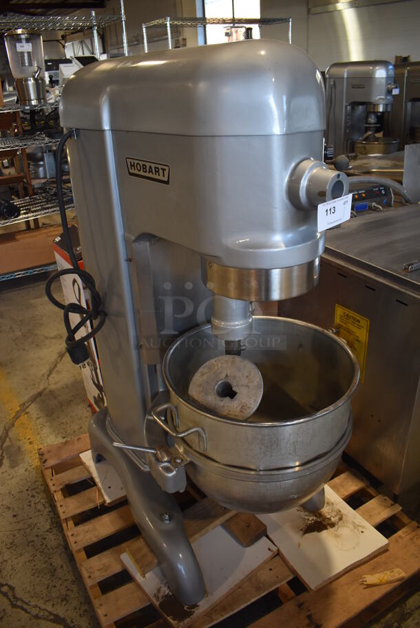 REFURBISHED! Hobart H-600 Metal Commercial Floor Style 60 Quart Planetary Dough Mixer w/ Stainless Steel Mixing Bowl and Dough Hook Attachment. Unit Has Been Professionally Refurbished! 208 Volts, 3 Phase. 28x40x56 - Image 2 of 9