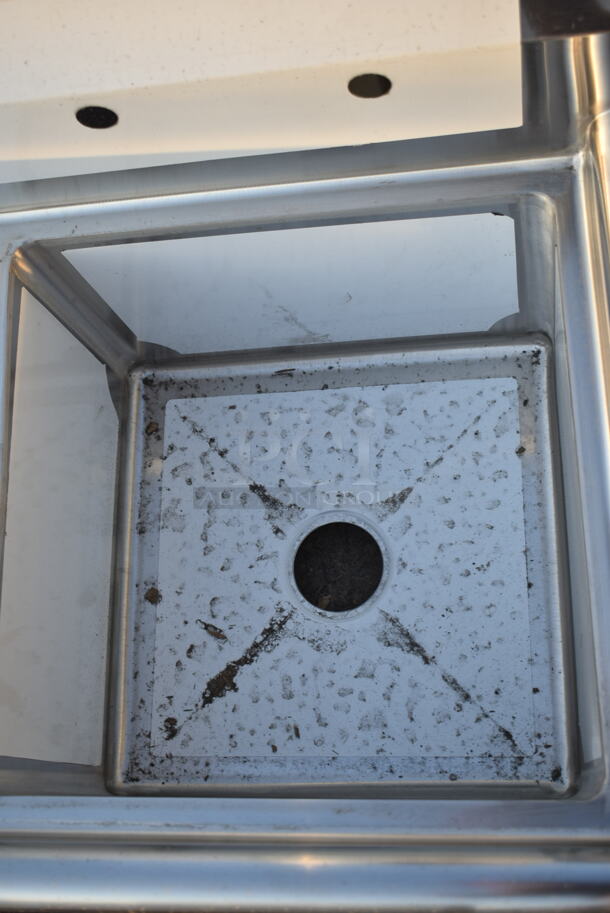 BRAND NEW SCRATCH AND DENT! Steelton 522CS11818L 38 3/4" 18-Gauge Stainless Steel One Compartment Commercial Sink with Left Drainboard - 18" x 18" x 12" Bowl - Image 5 of 6