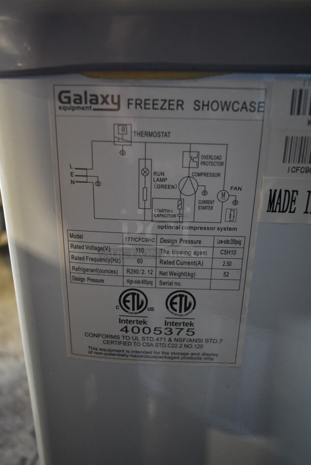 Galaxy 177ICFC9HC Metal Commercial Chest Freezer Merchandiser w/ 2 Poly Coated Baskets. 110 Volts, 1 Phase. Tested and Working! - Image 8 of 9