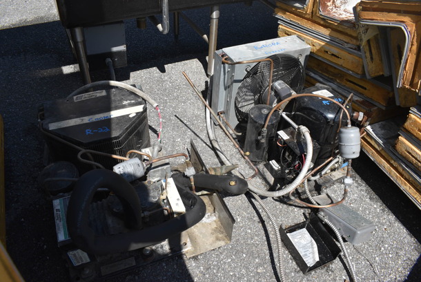 2 Harford Walk In Boxes That Make One 20'x8' Combo Walk In Box; Walk In Cooler w/ Copeland Compressor and Russel Model AA28-97 B 115 Volt, 1 Phase Condenser. Walk In Freezer Box w/ Copeland Model CF06K6E-TF5-253 208/240 Volt, 1 Phase Compressor and Russel Model AE26-92 B 208/230 Volt, 1 Phase Condenser. Does Not Have Floor. Picture of the Unit Before Removal Is Included In the Listing. 2 Times Your Bid! - Image 7 of 12