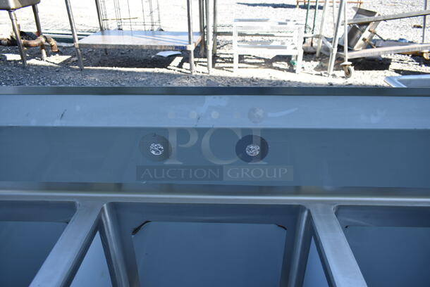 BRAND NEW SCRATCH AND DENT! Regency 600S31824224 Stainless Steel Commercial 3 Bay Sink w/ Dual Drain Boards. No Legs. Bays 18x24. Drain Boards 22.5x26 - Image 6 of 6