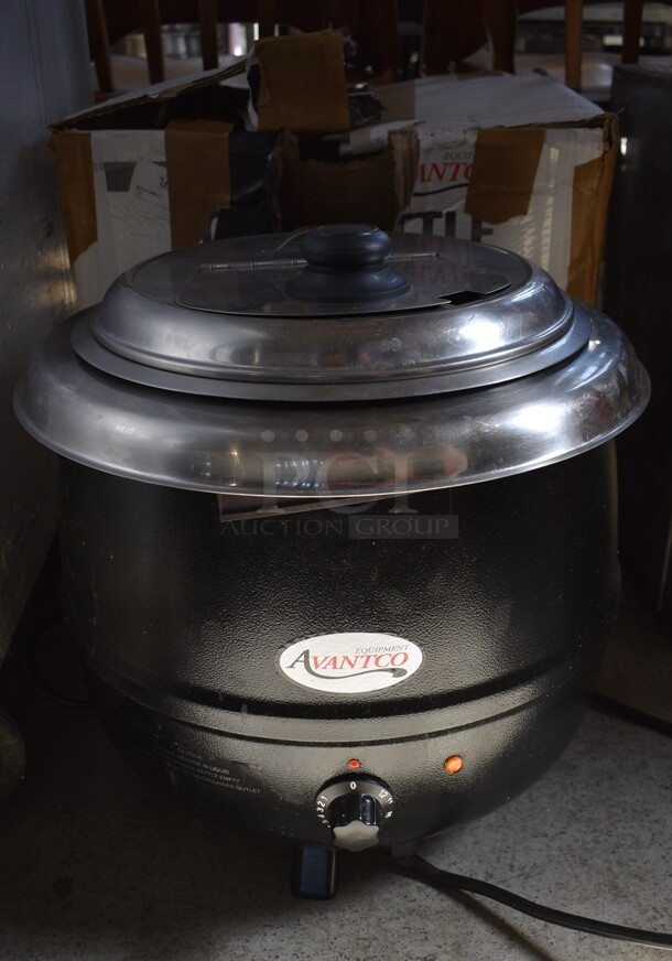 IN ORIGINAL BOX! Avantco S600 Metal Commercial Countertop Soup Kettle Food Warmer. 110 Volts, 1 Phase. 15.5x15.5x17. Tested and Working!