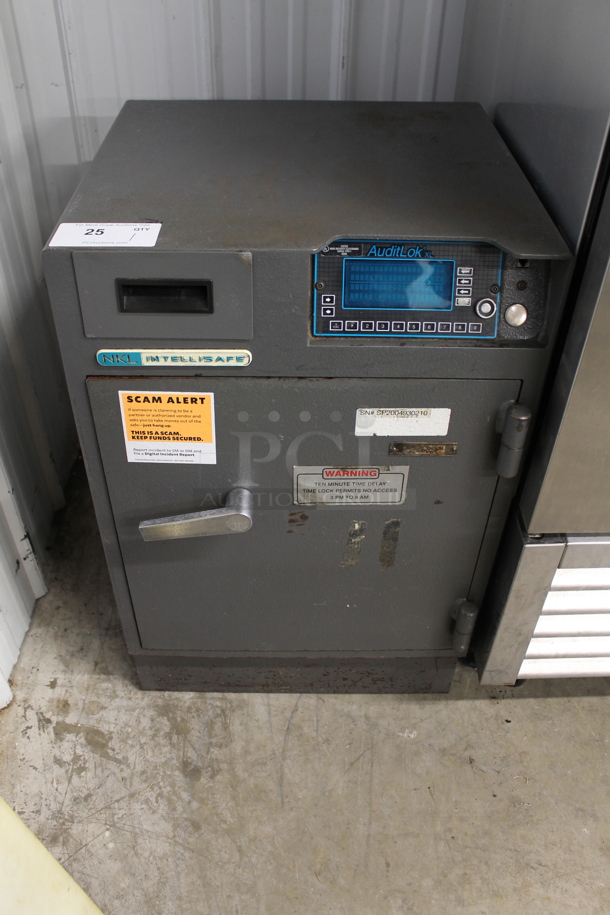 NKL Autobank D8 Gray Metal Single Compartment Safe. Does Not Come w/ Combination.