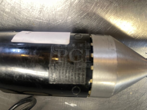 Working! Waring Commercial Big Stix  Immersion Hand Held Blender, 15 inch  Fixed Shaft, 100 Watt, Professional Restaurant Kitchen Grade, 3 Gallon Capacity, 120V NSF Tested and Working! - Image 3 of 5