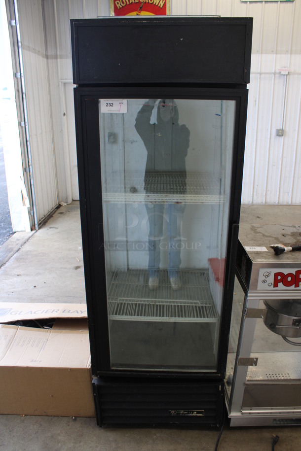True Model GDM-23 Metal Commercial Single Door Reach In Cooler Merchandiser w/ Poly Coated Racks. 115 Volts, 1 Phase. 27x30x79. Tested and Working!