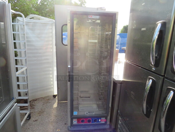 One WORKING Metro C5 1 Door Proofing/Holding Cabinet On Casters. 120 Volt. Model# C519-CFC-U. 25X31X69.5 - Image 1 of 2