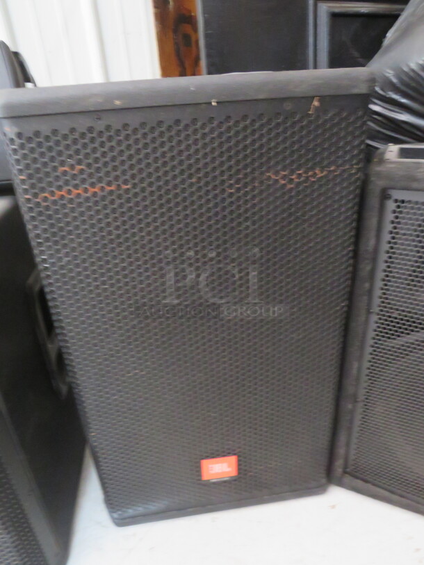 One JBL MRX500 Speaker. - Image 1 of 1