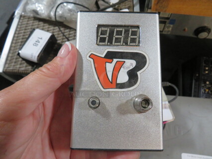 One OHM Meter
