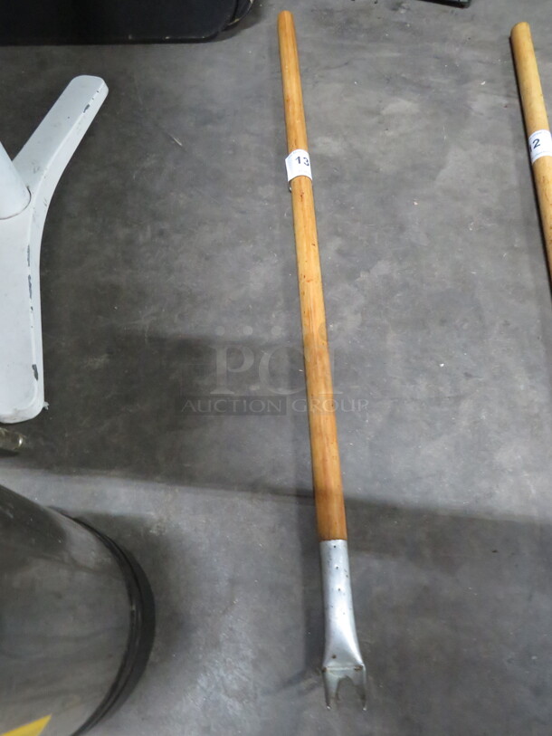 One Pizza Pan Fork. - Image 1 of 1