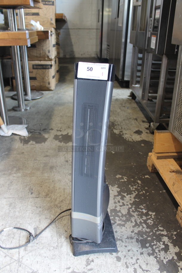 Lasko CT30710 Floor Style Movable Air Heater. 120 Volts, 1 Phase. Tested and Working! - Image 1 of 5