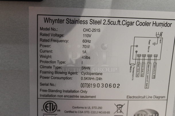BRAND NEW SCRATCH AND DENT! Whynter CHC-251S Stainless Steel 2.5 cu. ft. Cigar Humidor Merchandiser with Spanish Cedar Shelves. 115 Volts, 1 Phase. Tested and Working! - Image 6 of 6