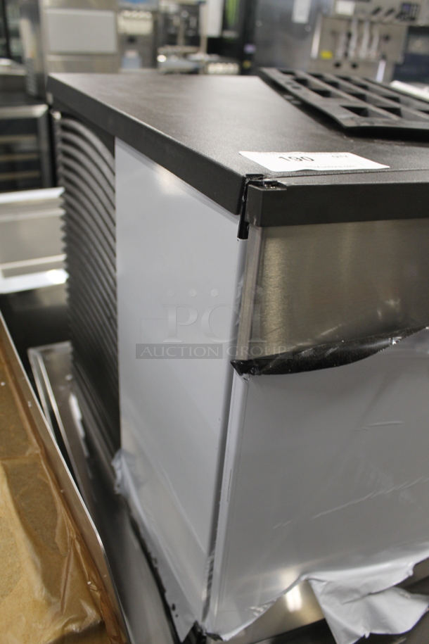 BRAND NEW SCRATCH AND DENT!  2023 Manitowoc IYT0750A-261 Commercial Stainless Steel Ice Maker Without Storage Means. 208-230V, 1 Phase.  - Image 6 of 9